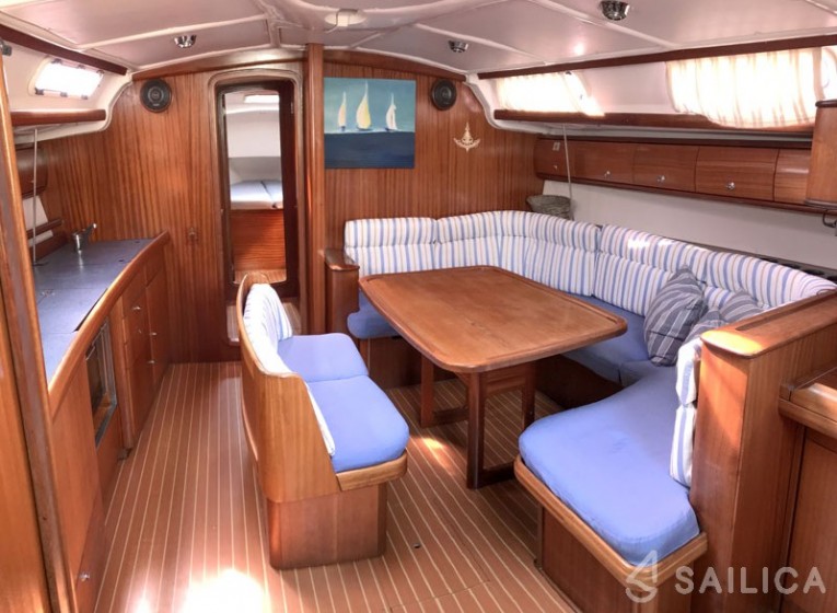 Bavaria 44 - Yacht Charter Sailica