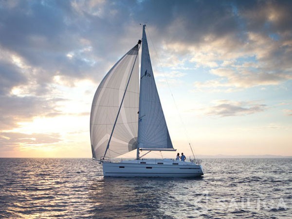 Bavaria Cruiser 36 - Yacht Charter Sailica