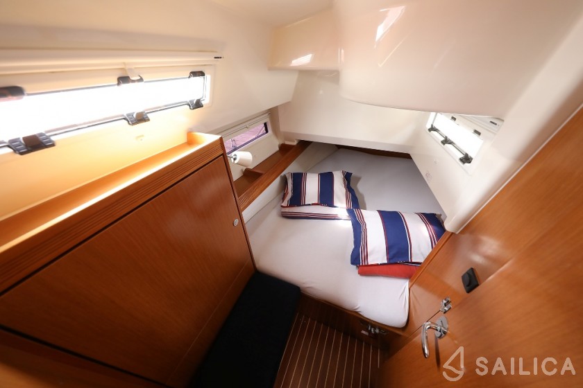 Bavaria Cruiser 36 - Yacht Charter Sailica