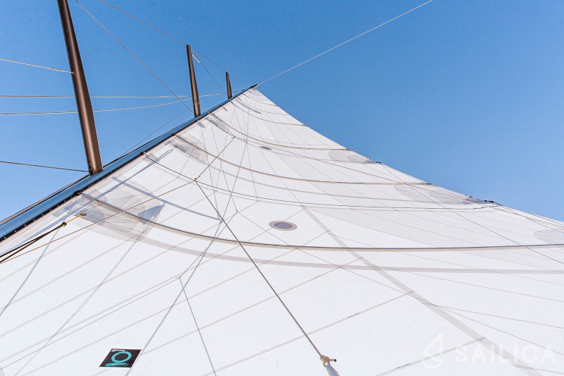 X4-6 - Yacht Charter Sailica