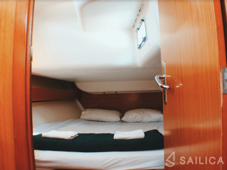 Cyclades 43.4 - Yacht Charter Sailica