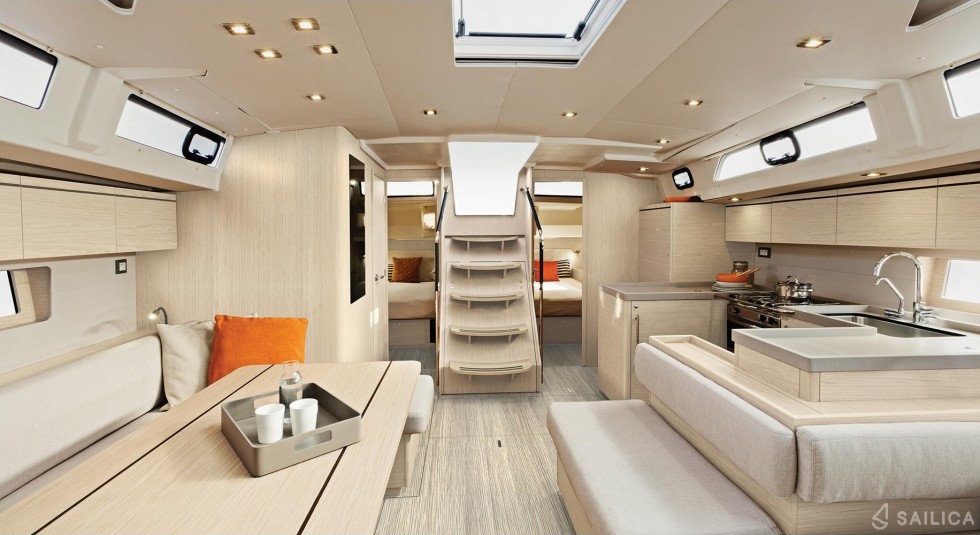 Oceanis 51.1 - Yacht Charter Sailica