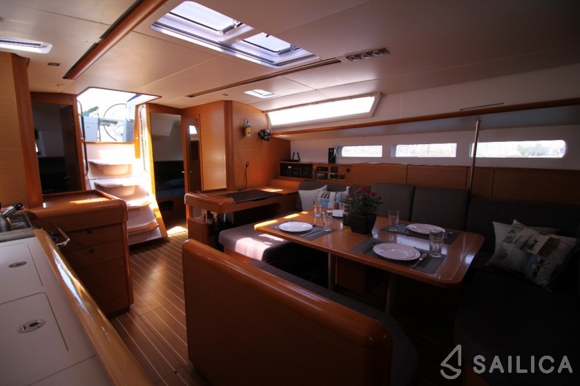 Sun Odyssey 509 - Yacht Charter Sailica
