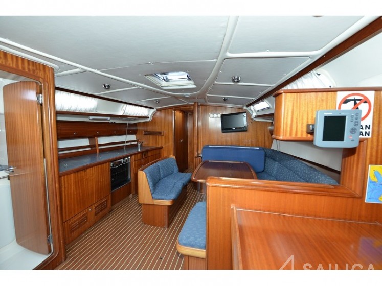 Bavaria 44 - Yacht Charter Sailica