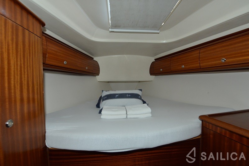 Bavaria 44 - Yacht Charter Sailica