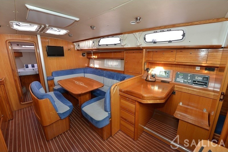 Bavaria 40 Cruiser - Yacht Charter Sailica