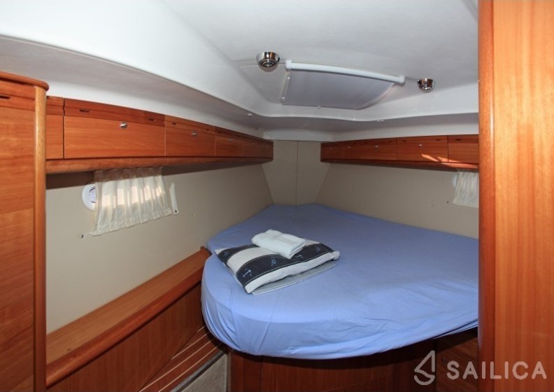 Bavaria 40 Cruiser - Yacht Charter Sailica