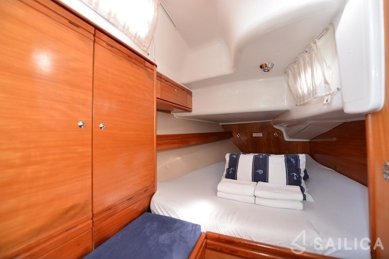 Bavaria 38 Cruiser - Yacht Charter Sailica