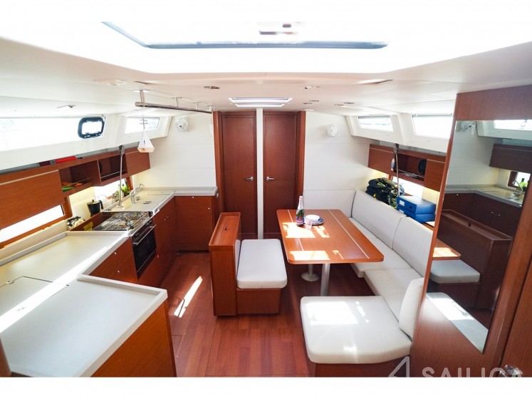Oceanis 46.1 - Yacht Charter Sailica