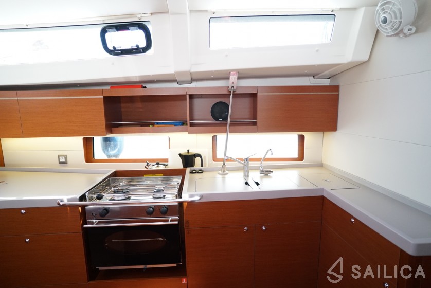 Oceanis 46.1 - Yacht Charter Sailica