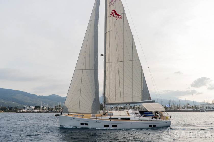 Hanse 588 - Yacht Charter Sailica