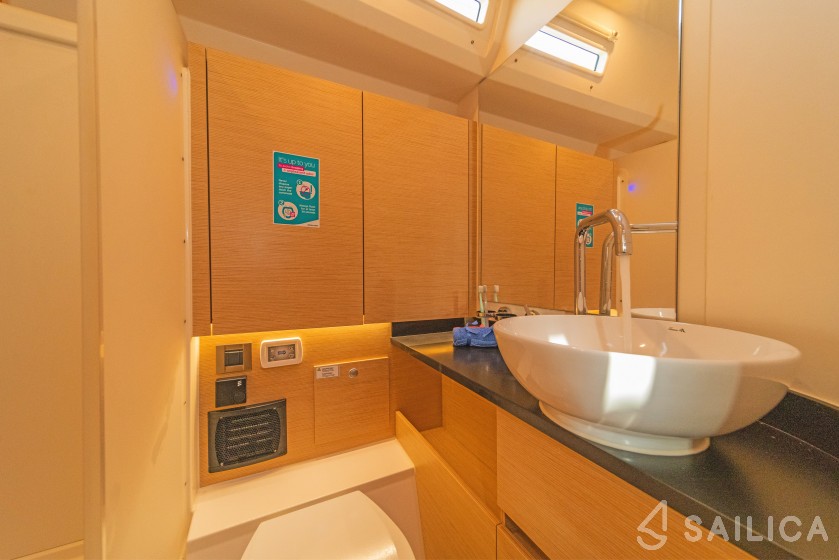 Hanse 588 - Yacht Charter Sailica
