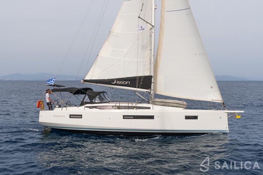 Sun Odyssey 410 - Yacht Charter Sailica
