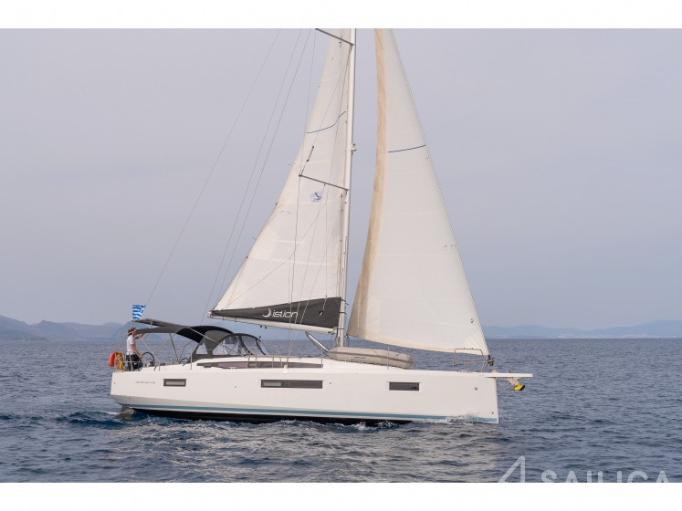 Sun Odyssey 410 - Yacht Charter Sailica