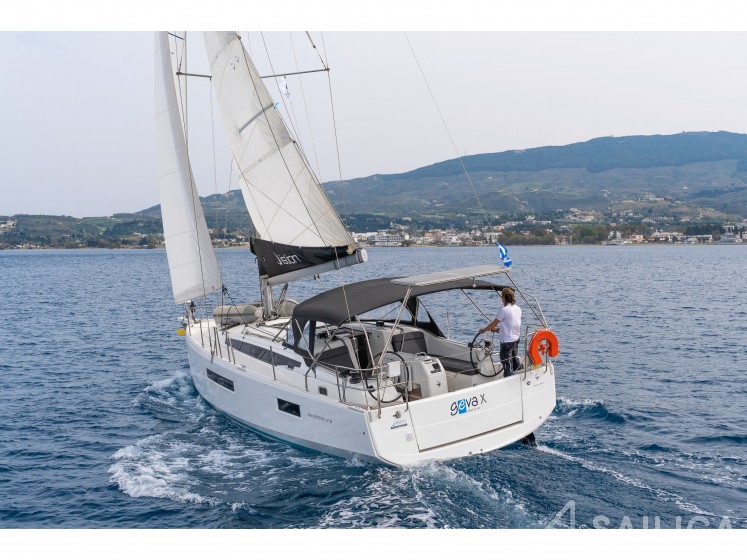Sun Odyssey 410 - Yacht Charter Sailica