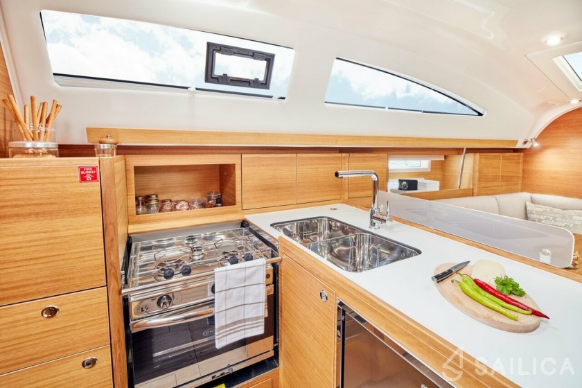 Elan Impression 40.1 - Yacht Charter Sailica