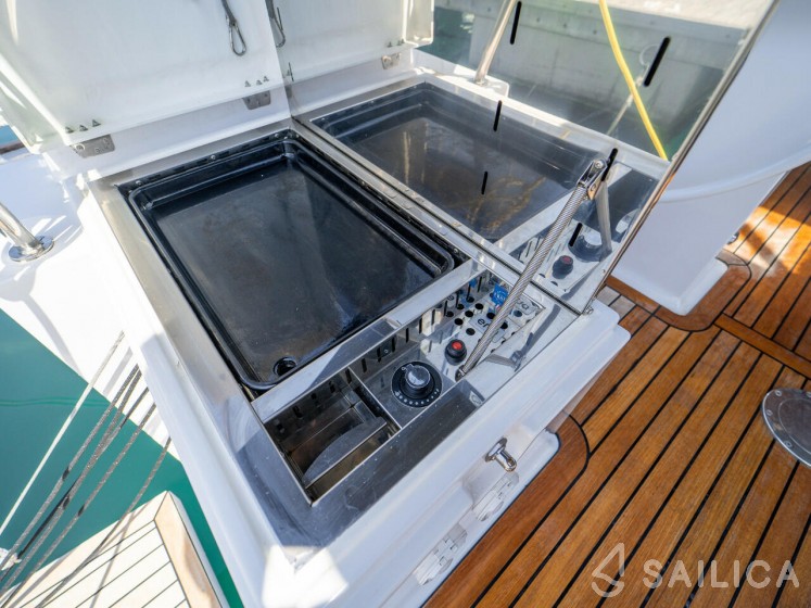Elan Impression 40.1 - Yacht Charter Sailica