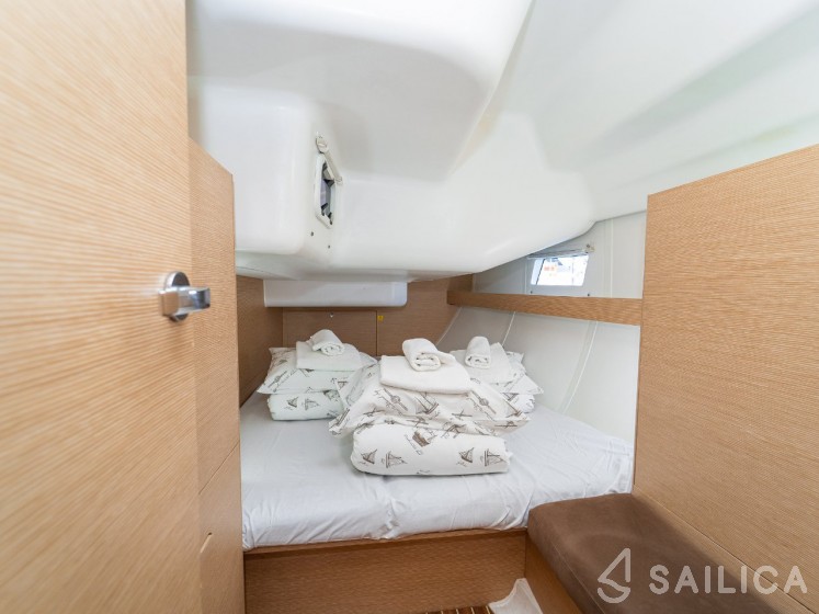 Elan 45 Impression - Yacht Charter Sailica