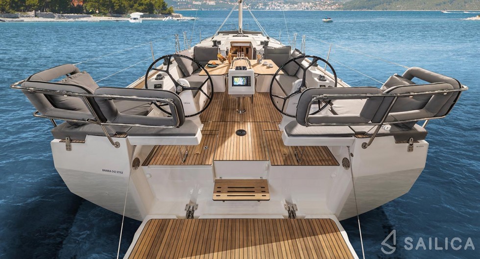 Bavaria C42 - Yacht Charter Sailica