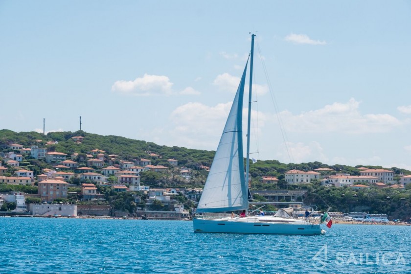 Sun Odyssey 439 - Yacht Charter Sailica