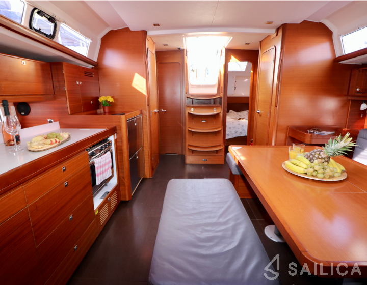 Dufour 460 GL - Yacht Charter Sailica