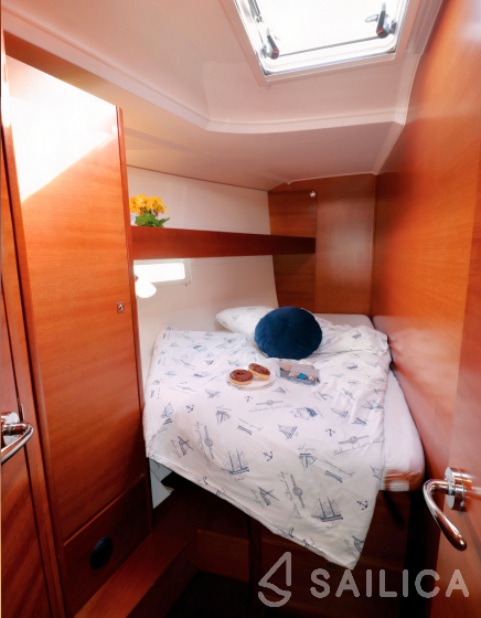 Dufour 460 GL - Yacht Charter Sailica