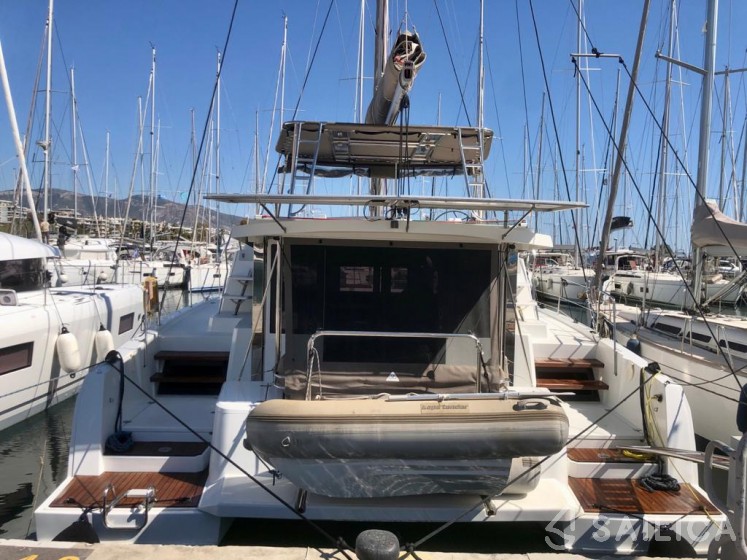 Bali 4.1 - Yacht Charter Sailica