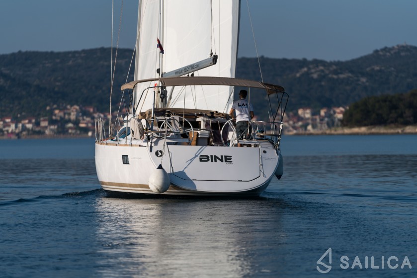 Elan 45 Impression - Yacht Charter Sailica