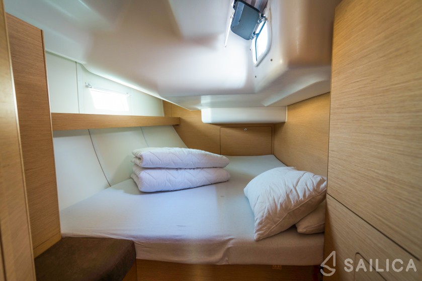Elan 45 Impression - Yacht Charter Sailica