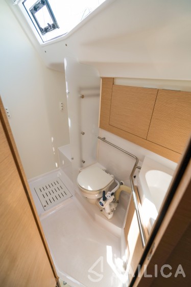 Elan 45 Impression - Yacht Charter Sailica
