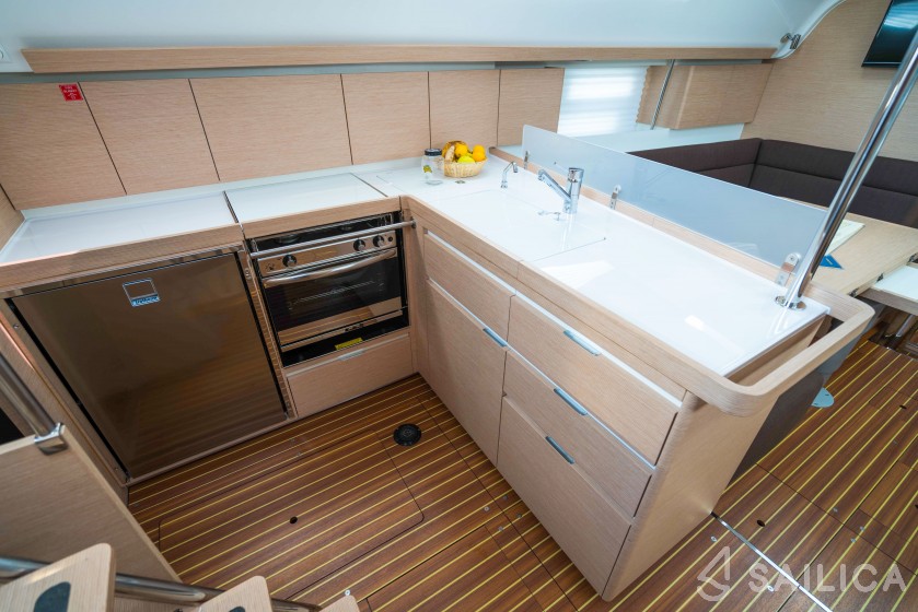 Elan 45 Impression - Yacht Charter Sailica