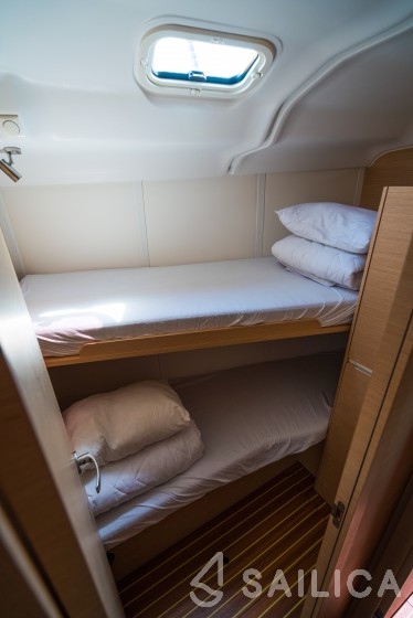 Elan 45 Impression - Yacht Charter Sailica