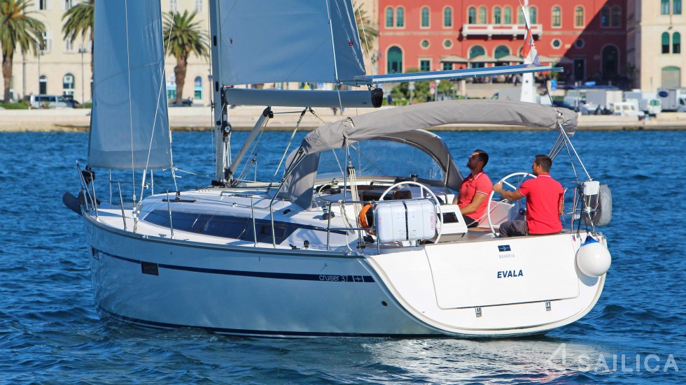Bavaria 37 Cruiser - Yacht Charter Sailica