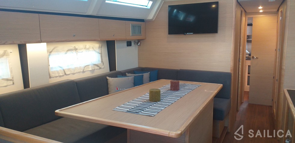 D&D Kufner 50 - Yacht Charter Sailica