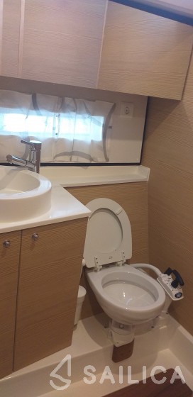 D&D Kufner 50 - Yacht Charter Sailica