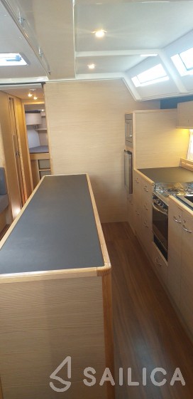 D&D Kufner 50 - Yacht Charter Sailica