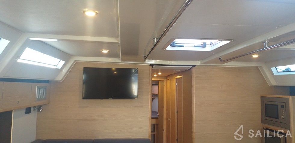 D&D Kufner 50 - Yacht Charter Sailica