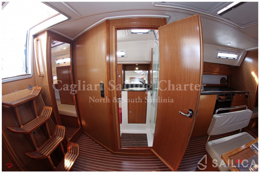 Bavaria Cruiser 40 - Yacht Charter Sailica