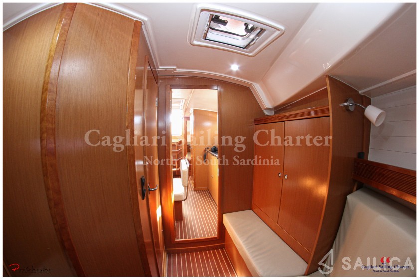 Bavaria Cruiser 40 - Yacht Charter Sailica