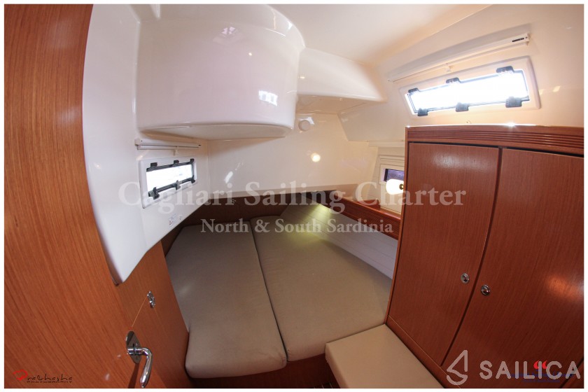 Bavaria Cruiser 40 - Yacht Charter Sailica