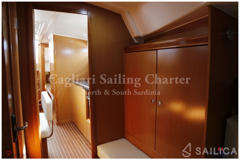 Bavaria Cruiser 40 - Yacht Charter Sailica