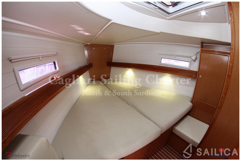 Bavaria Cruiser 40 - Yacht Charter Sailica