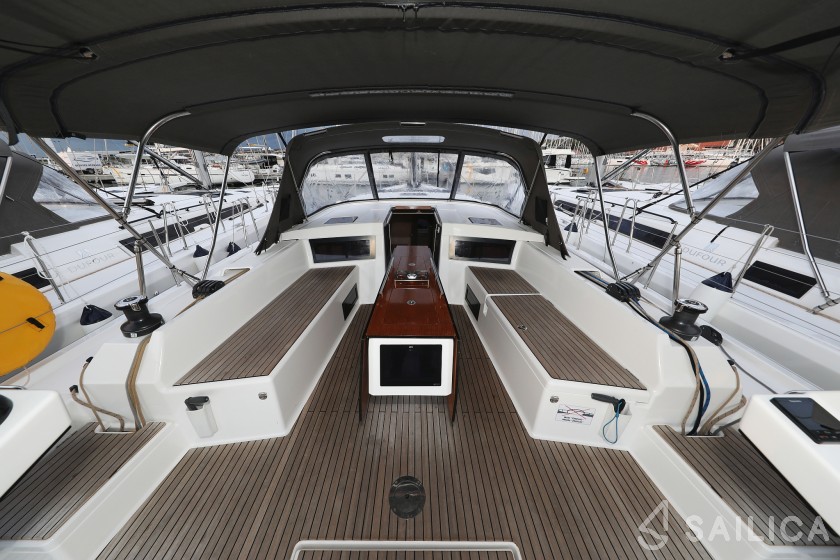 Dufour 470 - Yacht Charter Sailica