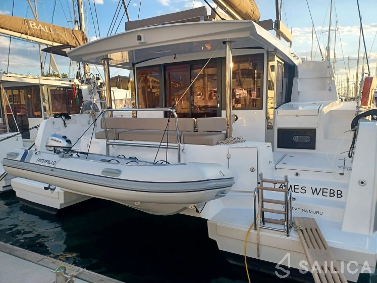 Bali 4.4 - Yacht Charter Sailica