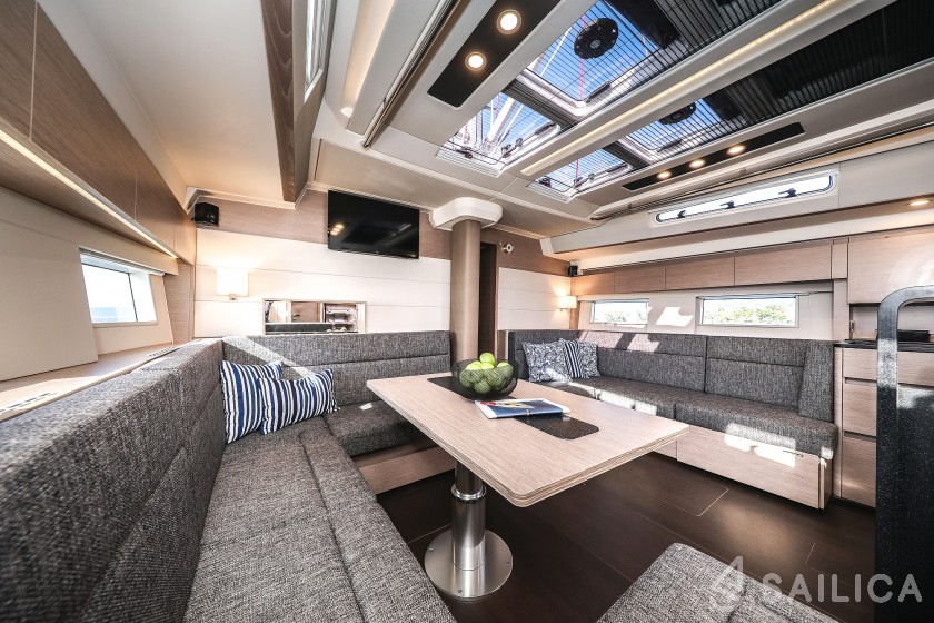 Hanse 588 - Yacht Charter Sailica
