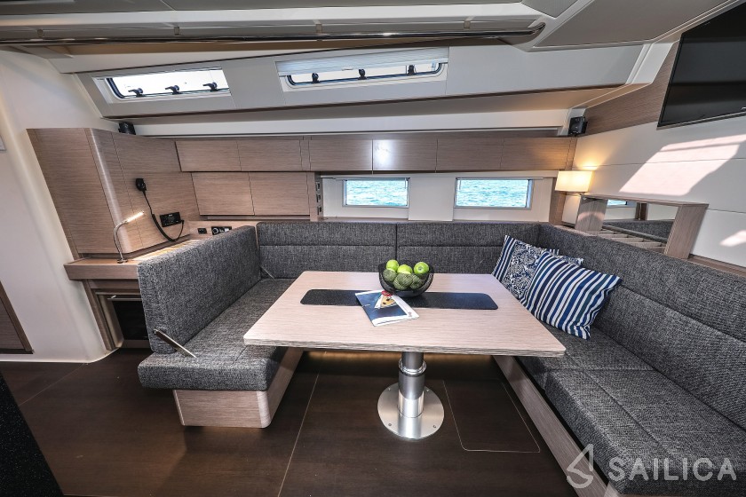 Hanse 588 - Yacht Charter Sailica