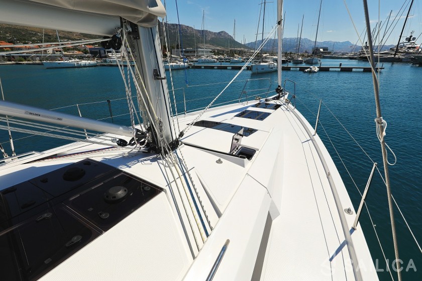 Hanse 460 - Yacht Charter Sailica