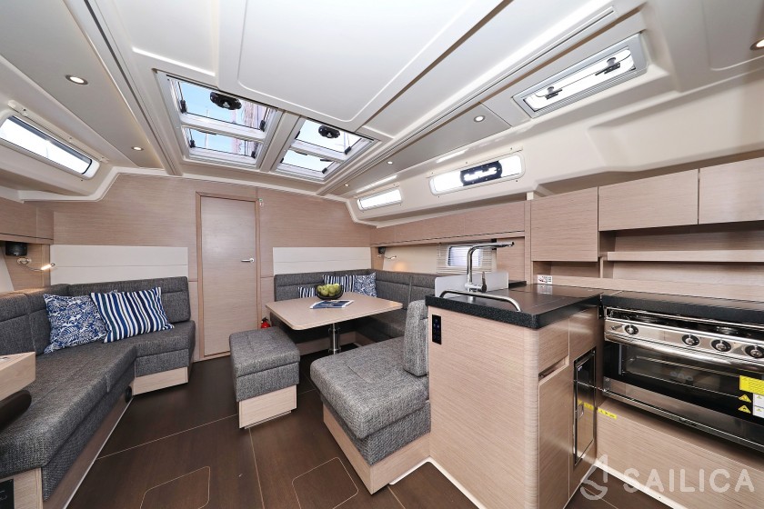 Hanse 458 - Yacht Charter Sailica