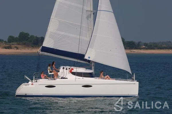 Mahe 36 Evolution - Yacht Charter Sailica