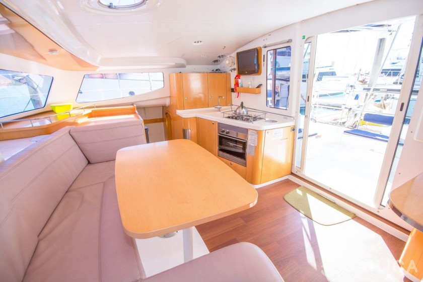Mahe 36 Evolution - Yacht Charter Sailica
